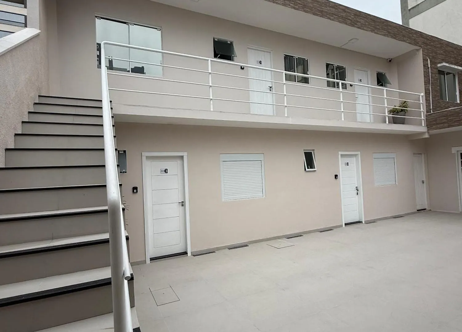 Ap Frente A Praca Bem Localizado Apartman São José